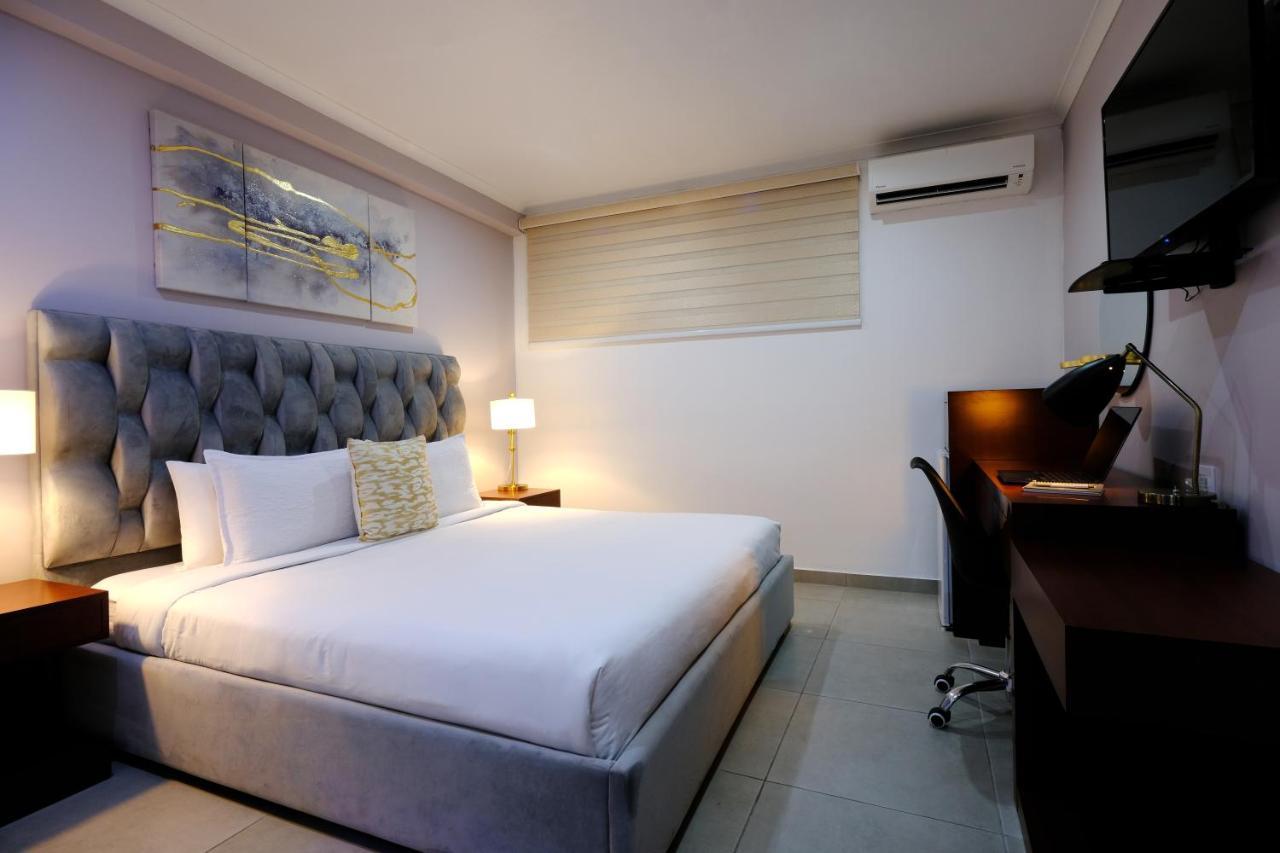 Victoria City Hotel Oranjestad Ngoại thất bức ảnh
