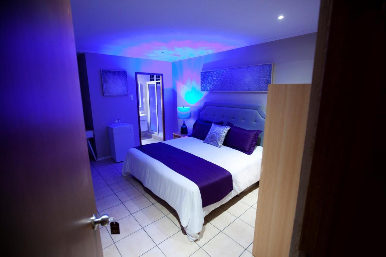 Victoria City Hotel Oranjestad Ngoại thất bức ảnh
